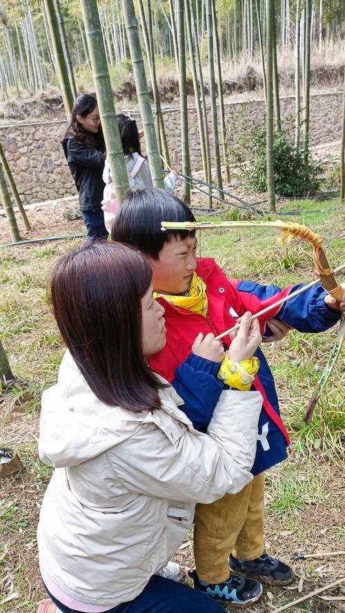 荒野求生攻略九宫格（打造最强生存九宫格，掌握关键要素的秘密）